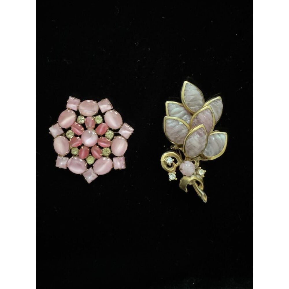 Vintage midcentury modern broches with pink glass moonglow cabochon stones.